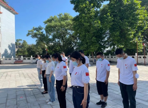 弘旭團總支國慶“緬懷先烈，不忘初心”主題團日活動